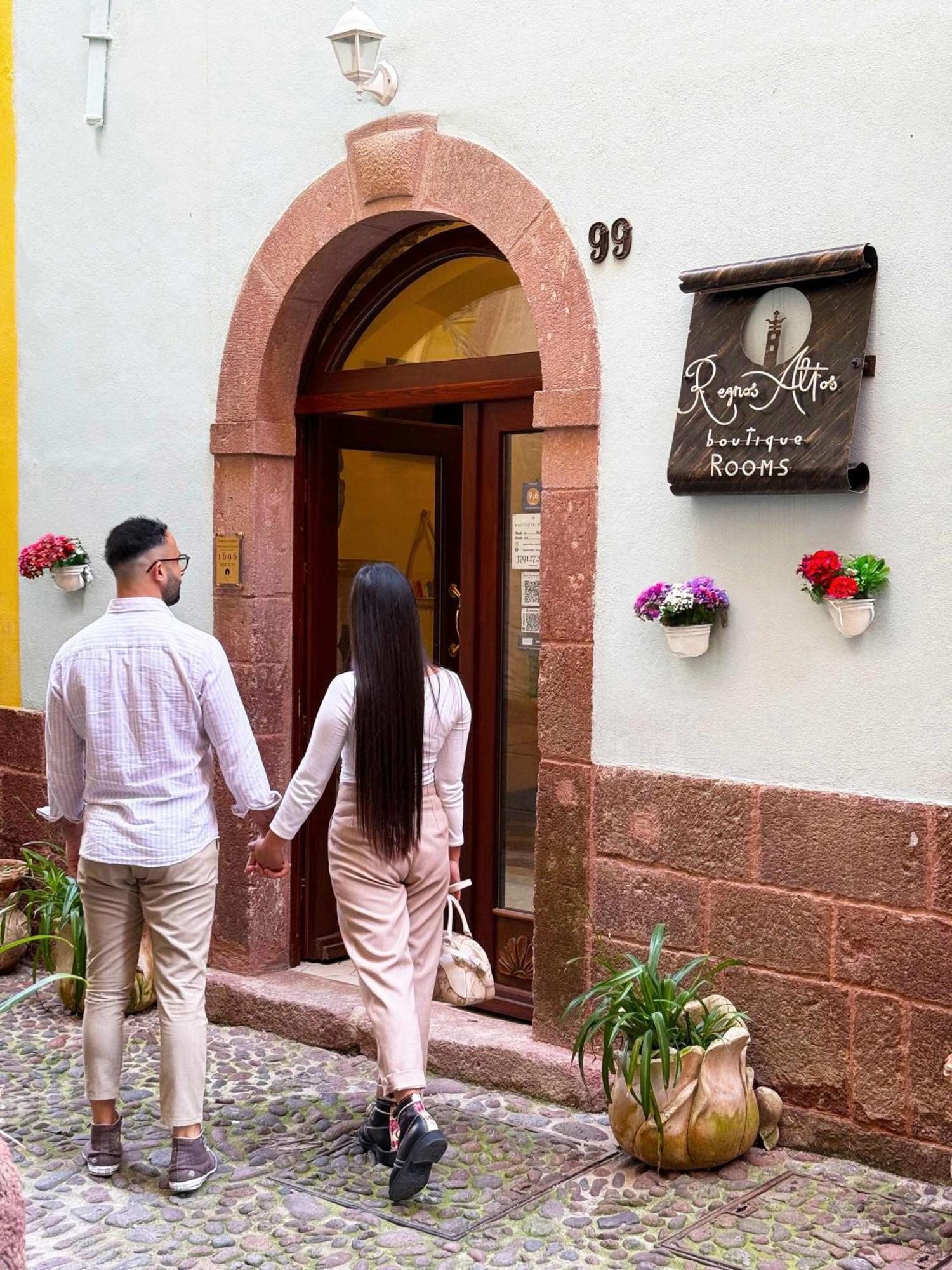 Regnos Altos Boutique Rooms Bosa Eksteriør bilde
